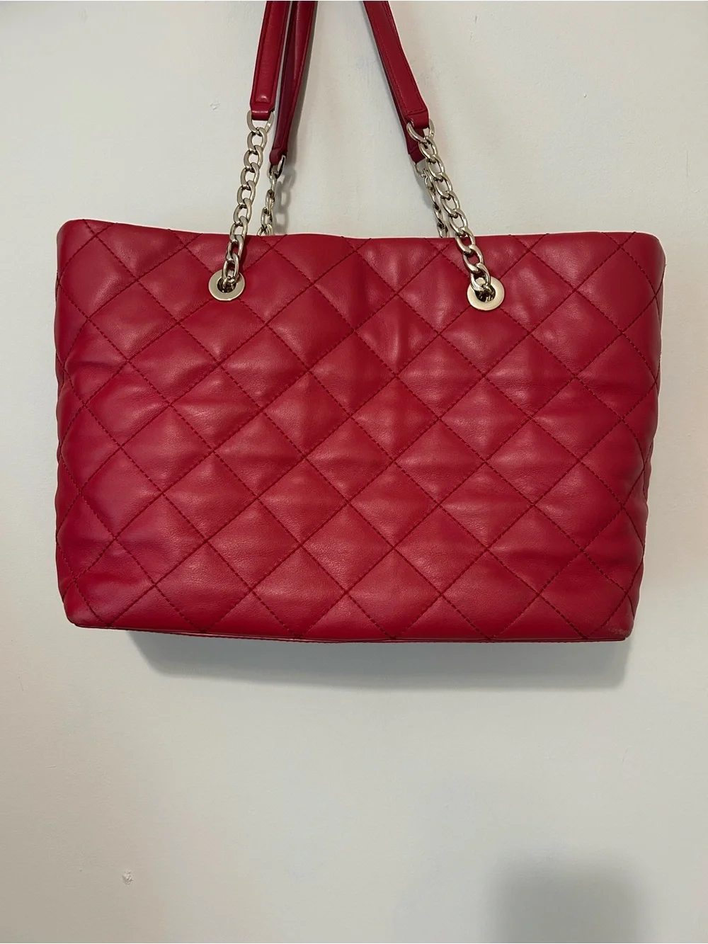 kate spade Quilted Emerson Priya Red Leather Tote with Tassel and Chain Straps